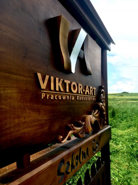 Viktor-Art - Ekskluzywna Rzeźba w Drewnie - Pracownia Rzeźbiarska - Szyld reklamowy