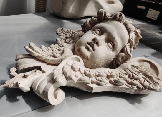 Aniołki barokowe - ręcznie rzeźbione - podpory pod szafę barokową