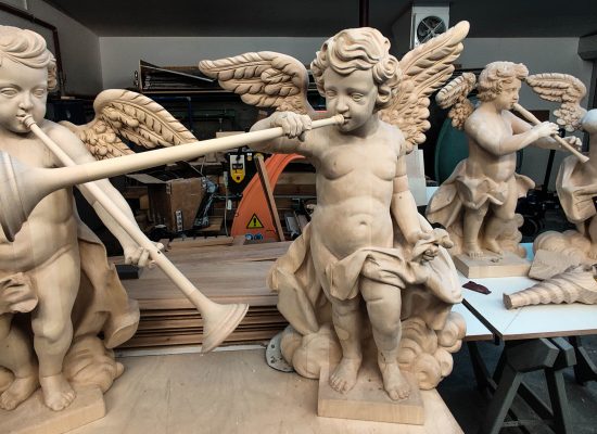 Figury z drewna na zamówienie - barokowe aniołki